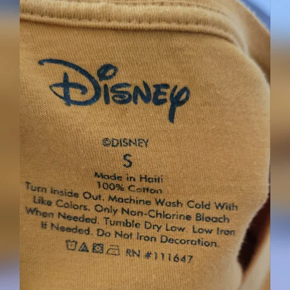 Disney T-Shirt Size Small Mickey and Minnie Mouse 100% Cotton Yellow - Picture 4 of 4